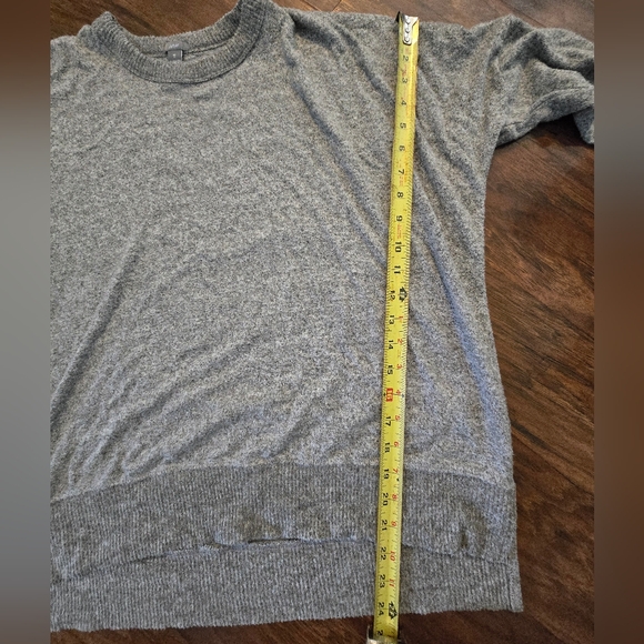 Aerie Crew Neck Cozy Gray Soft Knit Lightweight XS Sweater - Picture 5 of 9